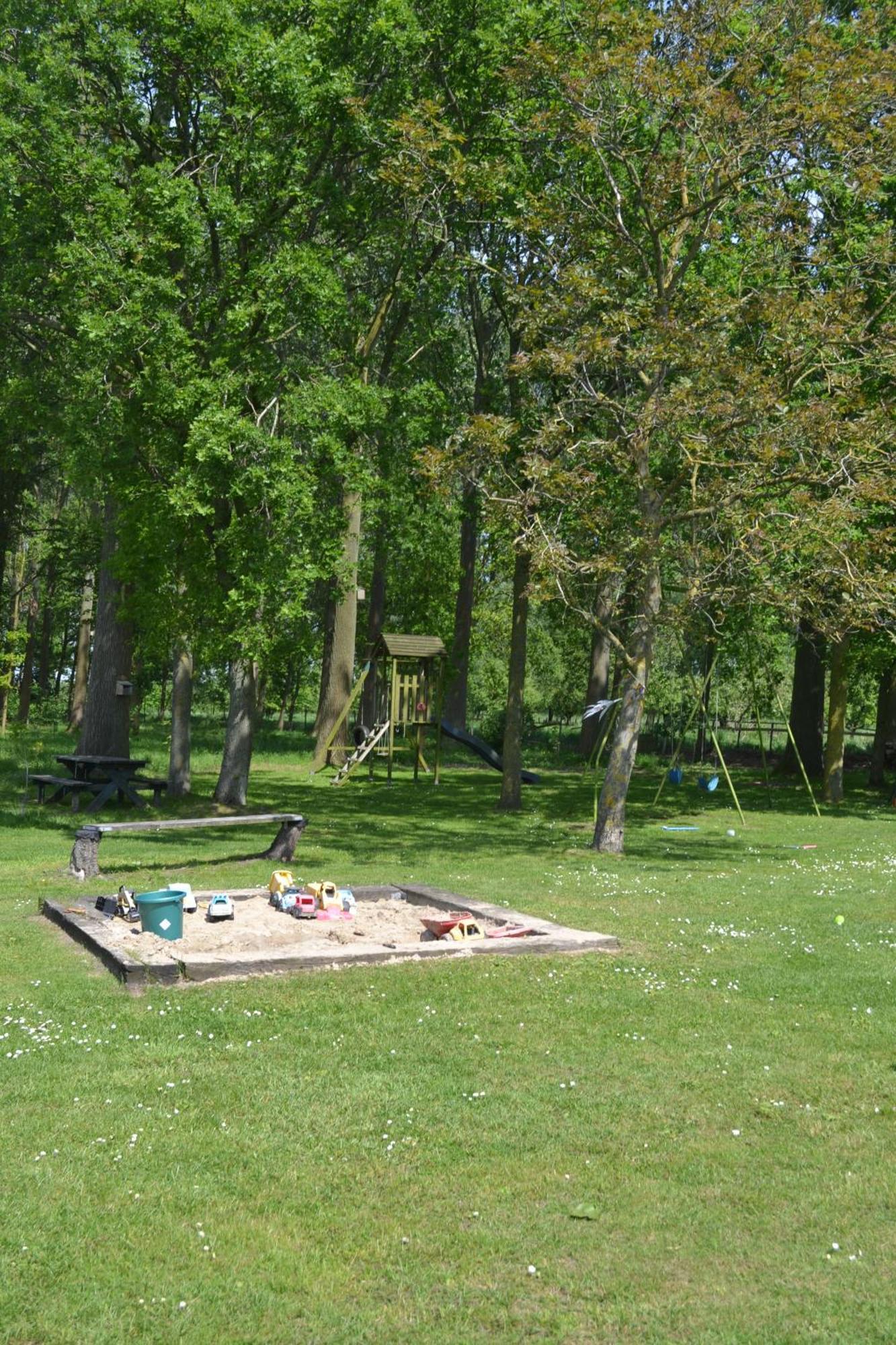 De Smokkelaar & Het Schuurtje Villa Maldegem Kültér fotó