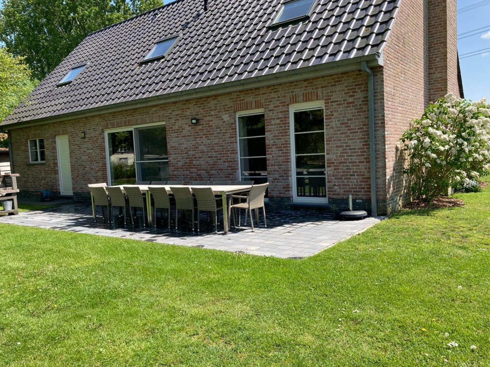 De Smokkelaar & Het Schuurtje Villa Maldegem Kültér fotó